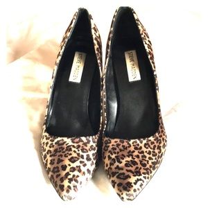 Steve Madden leopard print pumps 👠 size 8M
